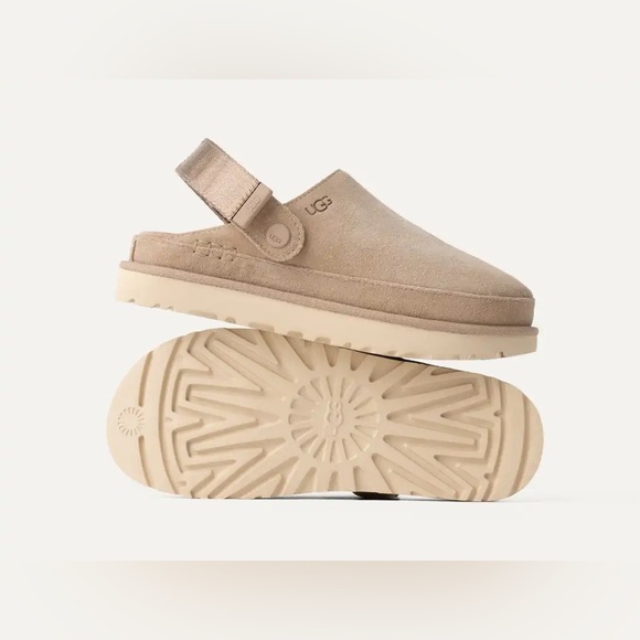 UGG Shoes - UGG Goldenstar Clog in Sand